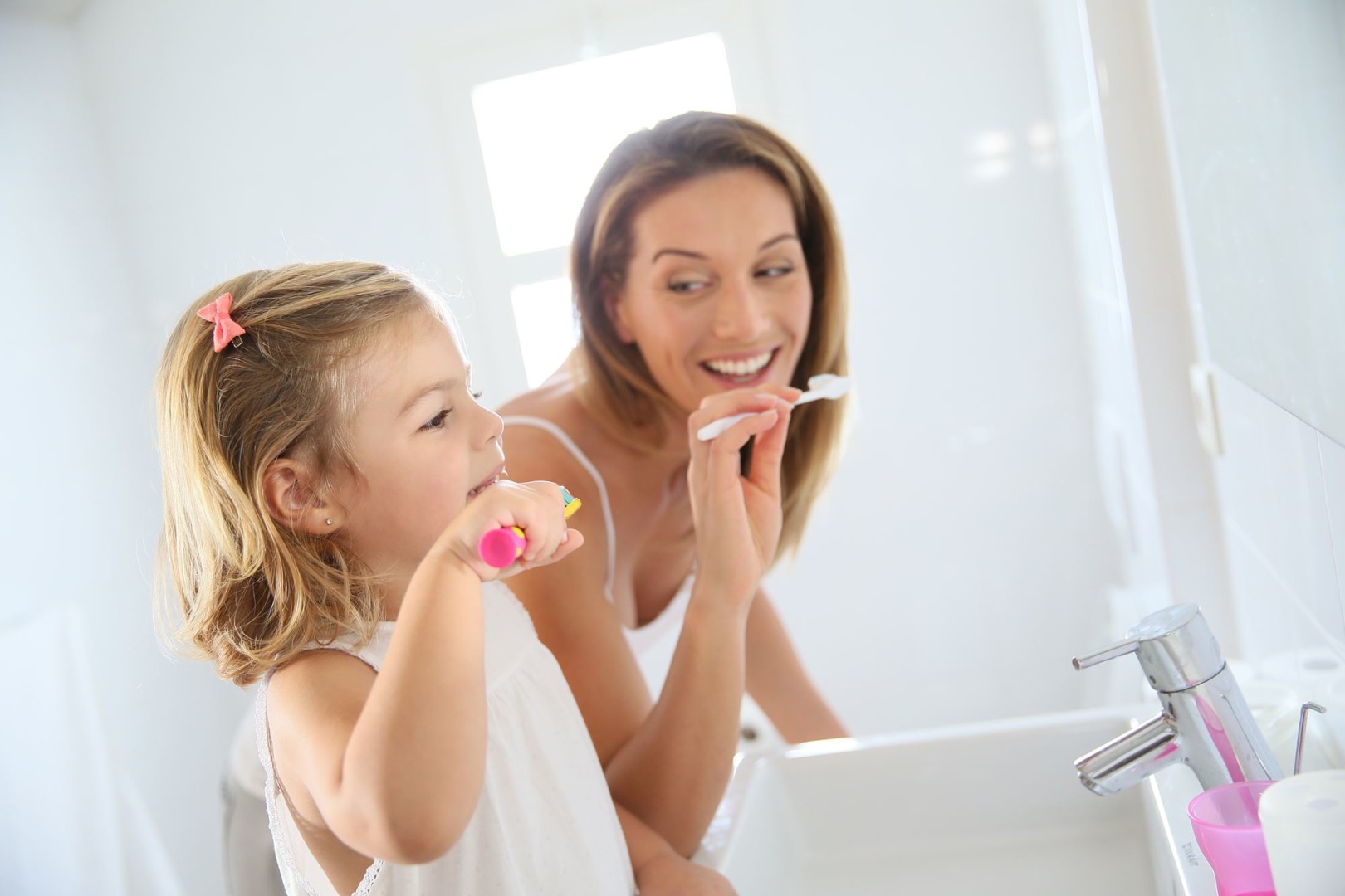 maman enfant couleurs